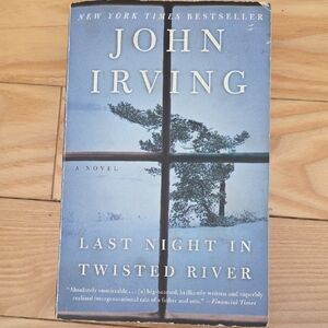 John Irving — Last Night in Twisted River (Blue Cover)